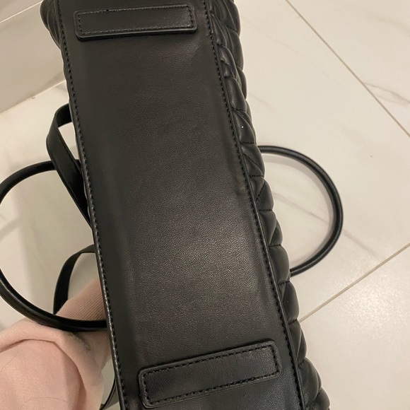 NEW PURSE - Picture 7 of 7